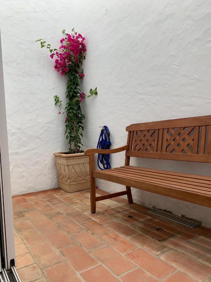 Stylish Townhouse With Gallery In The Heart Of Tavira For Two 塔维拉 外观 照片